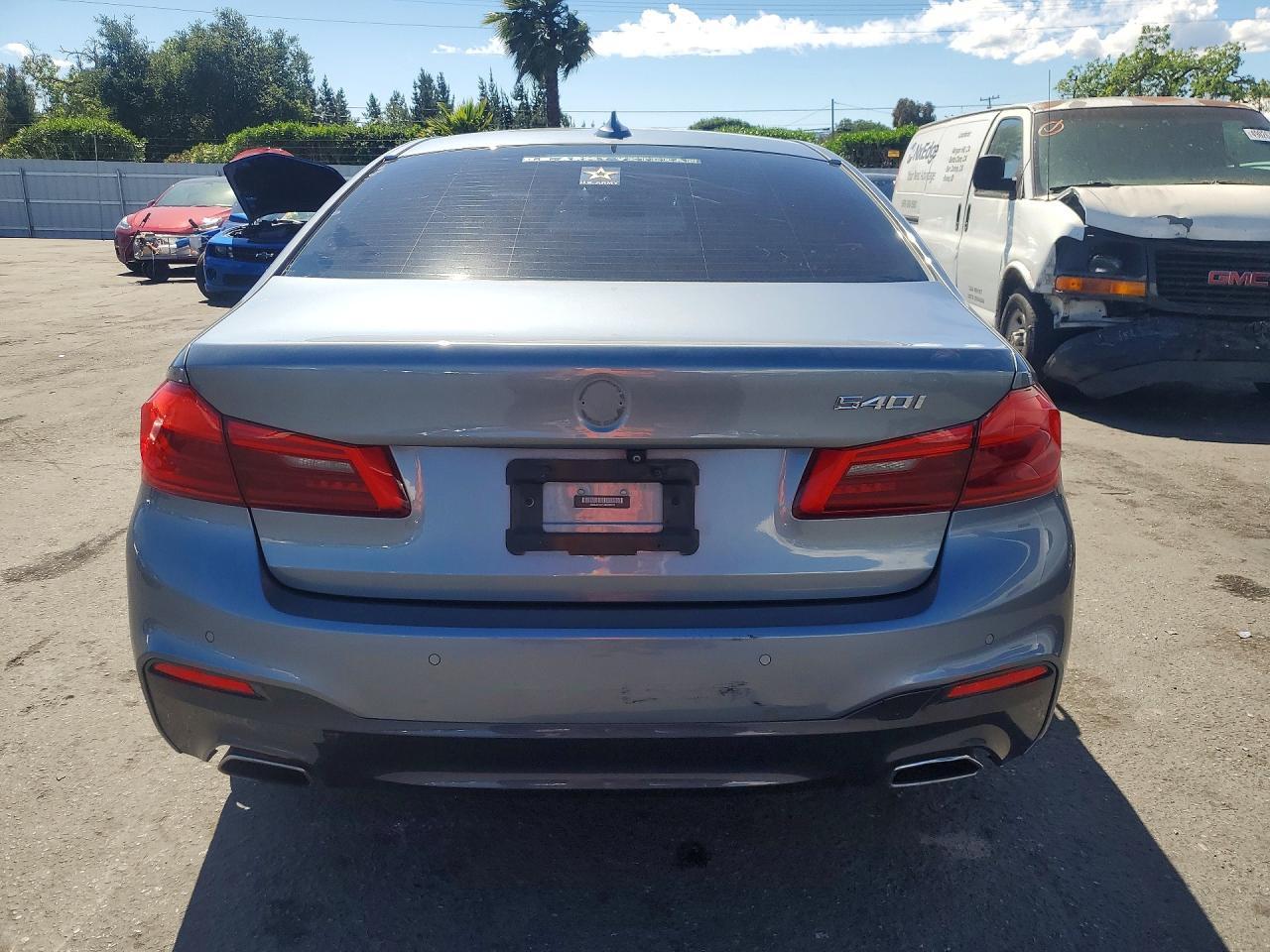 2020 BMW 540 I - Image 6