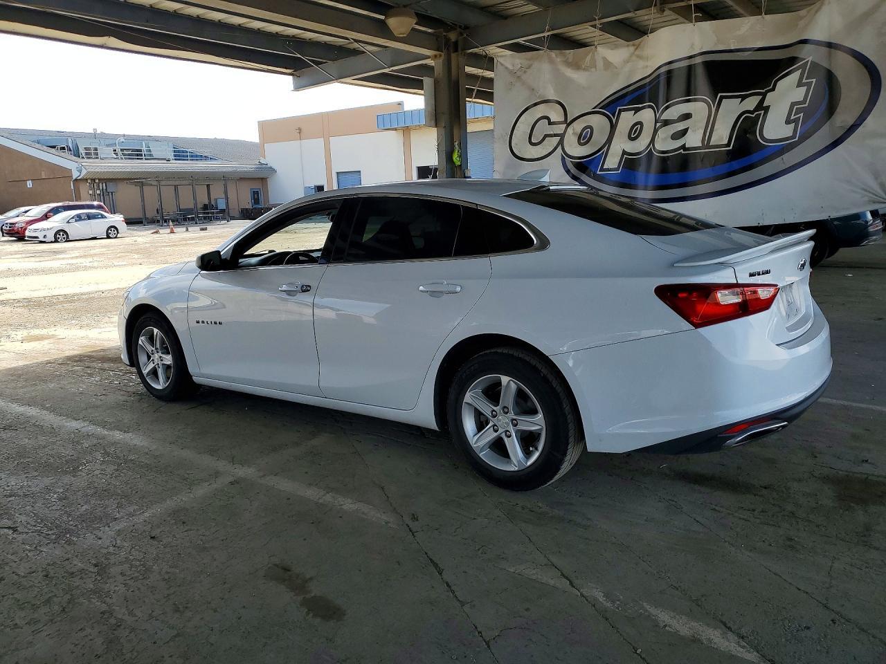 2020 Chevrolet Malibu Rs - Фото 2