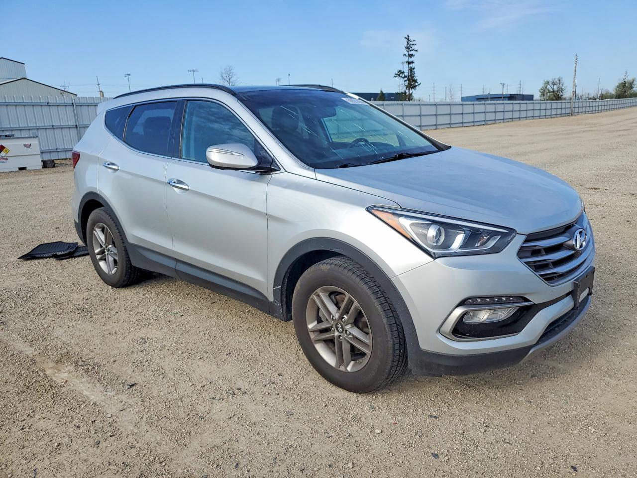 2017 Hyundai Santa Fe Sport 2.4L - Image 4