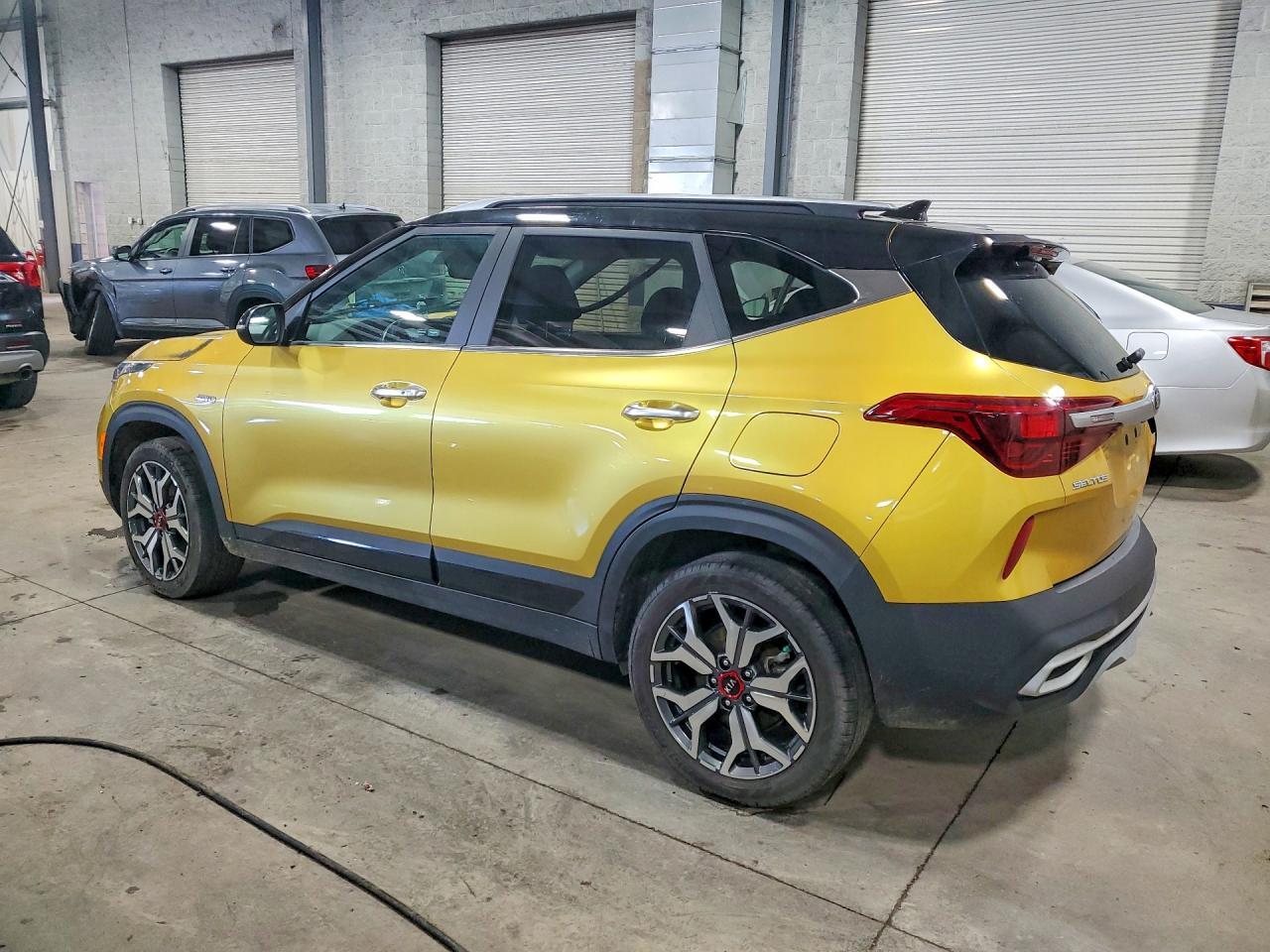 2021 Kia Seltos Sx - Фото 2