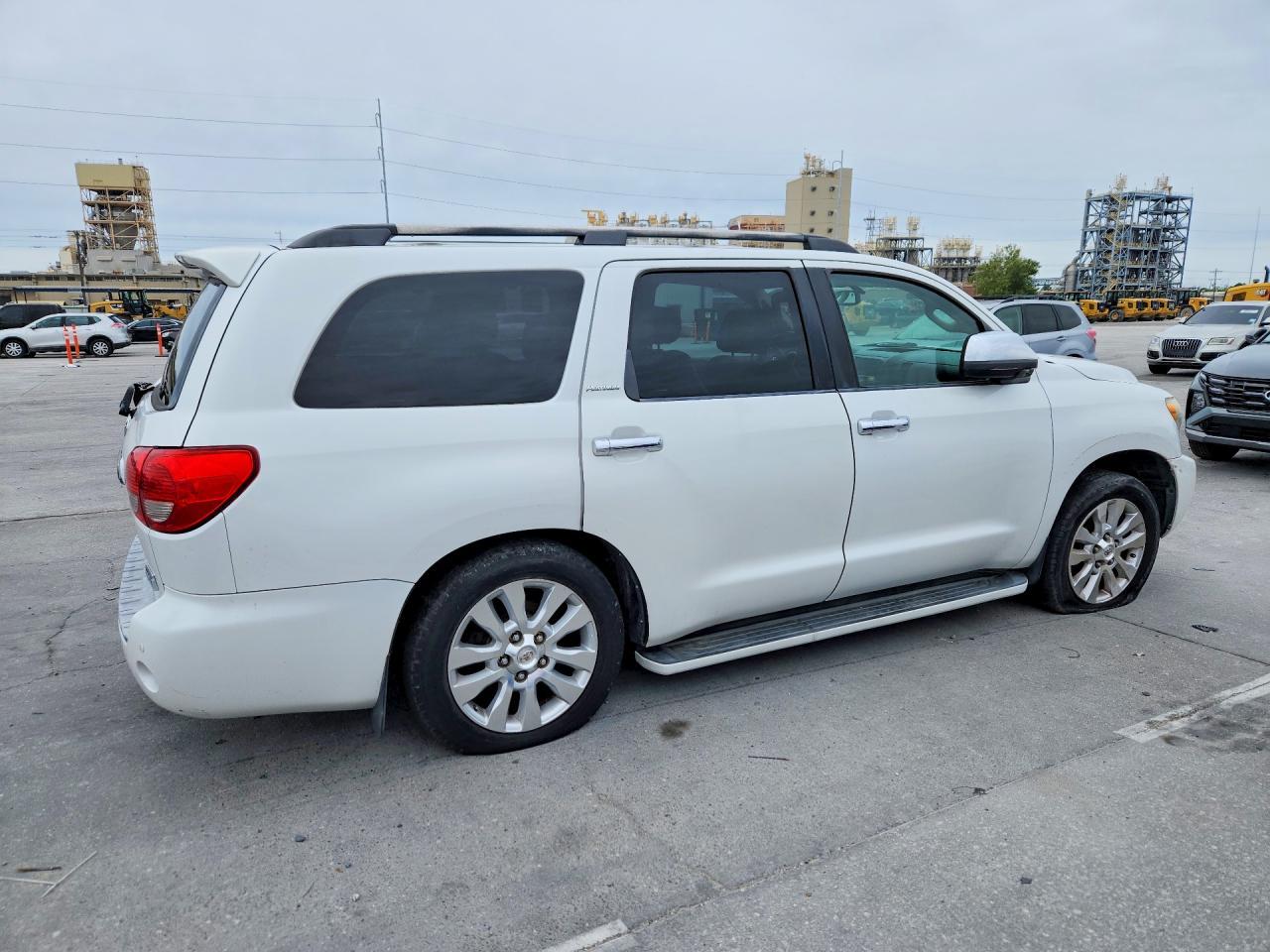 2008 Toyota Sequoia Platinum - Фото 3