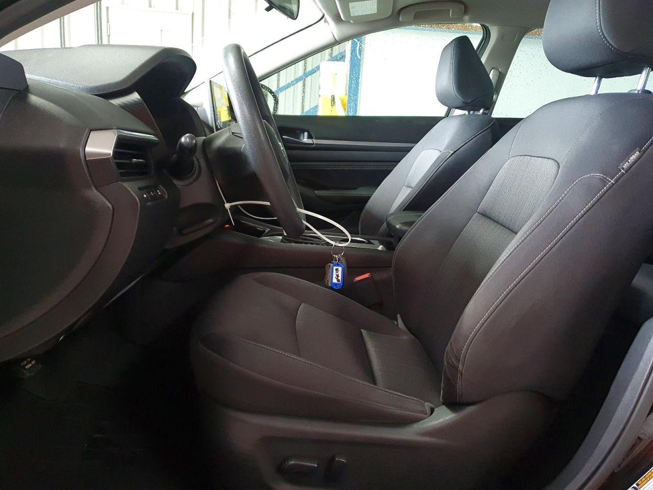2021 Nissan Altima Sv - Image 7