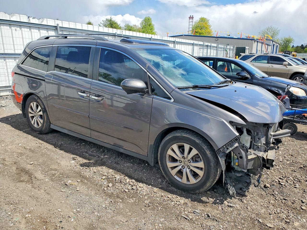 2015 Honda Odyssey Exl - Image 4
