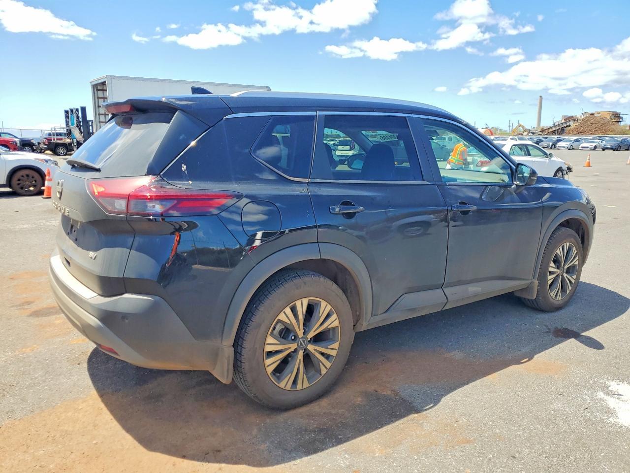 2022 Nissan Rogue Sv - Фото 3