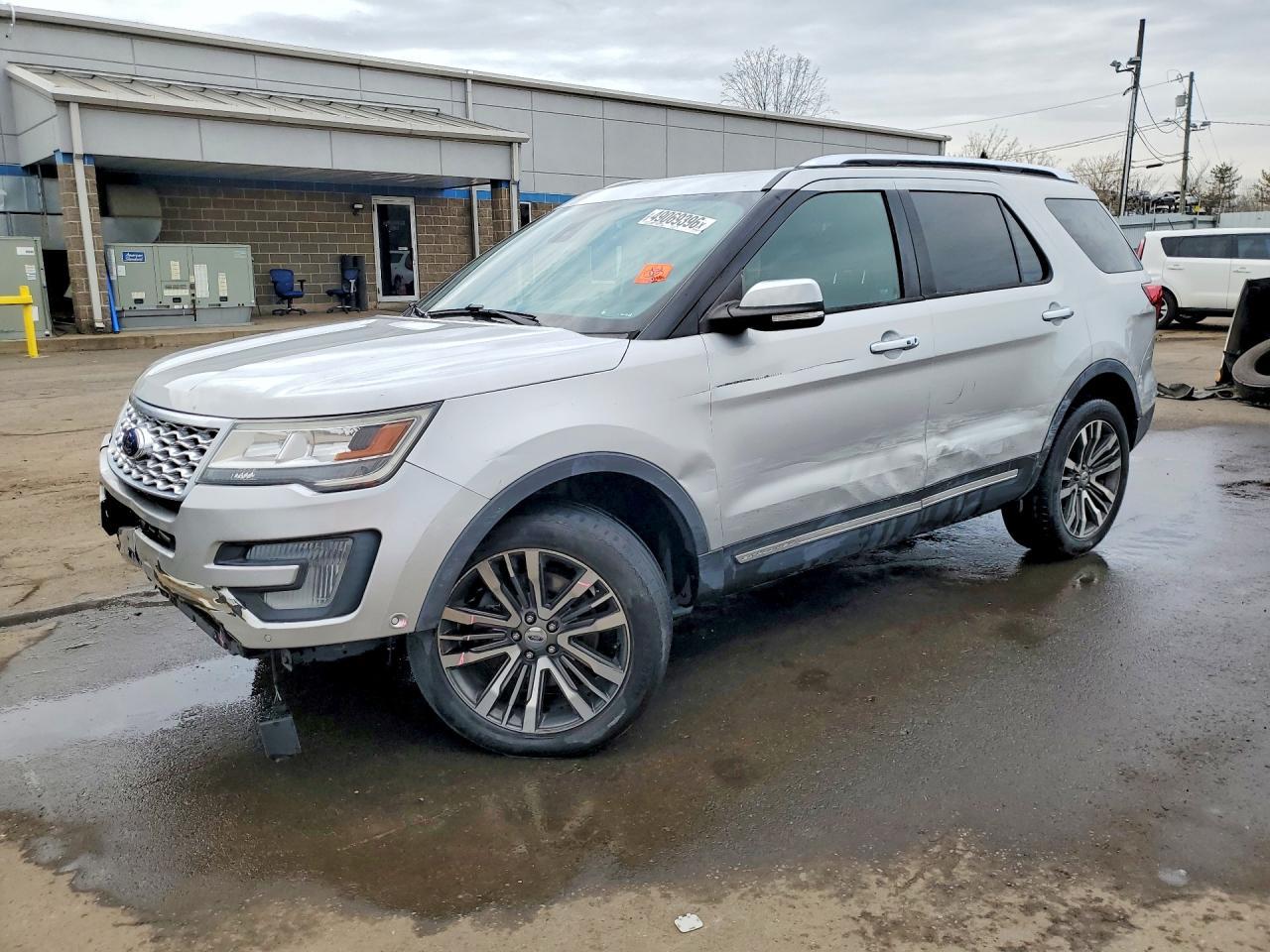 2017 Ford Explorer Platinum