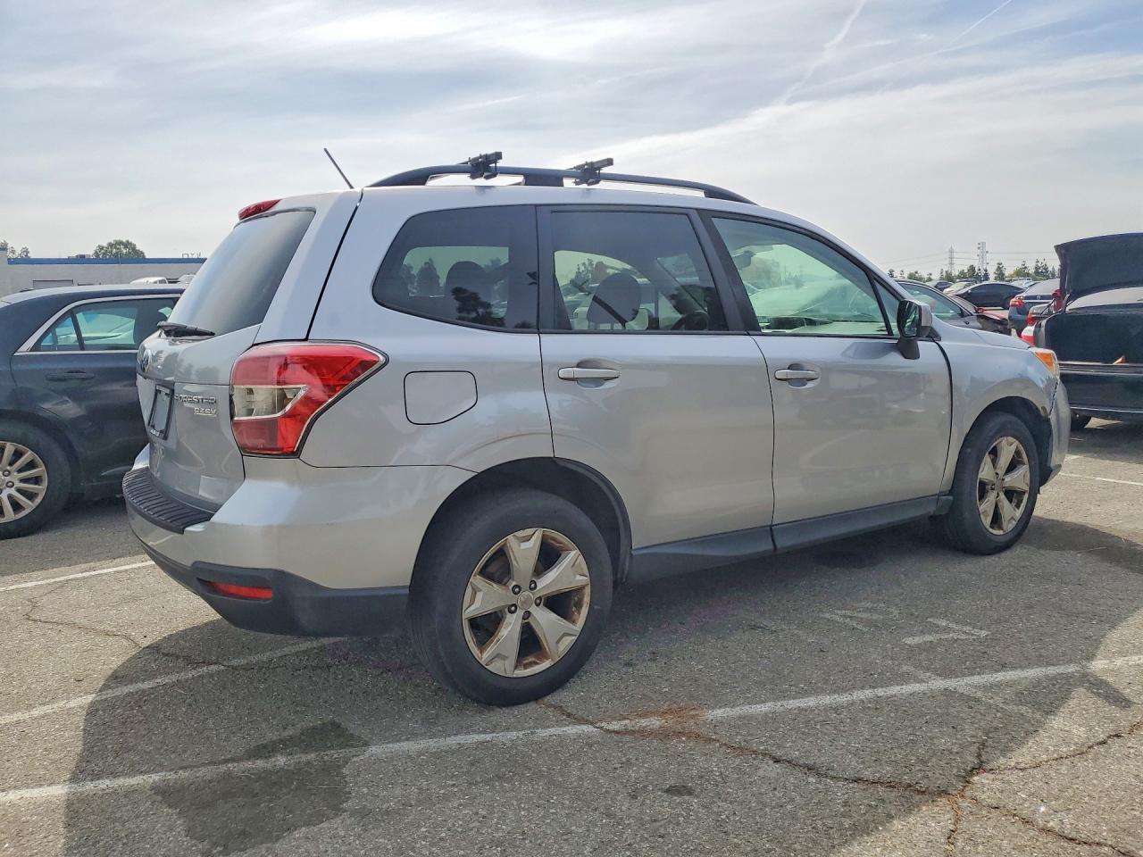2015 Subaru Forester 2.5I Premium - Image 3