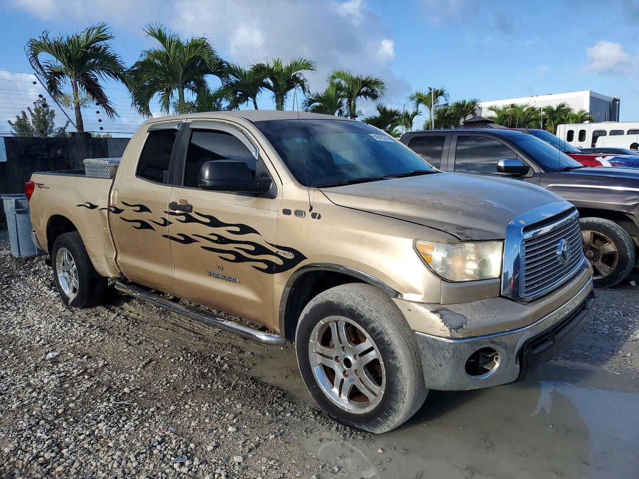 2010 Toyota Tundra Double Cab Sr5 - Фото 4