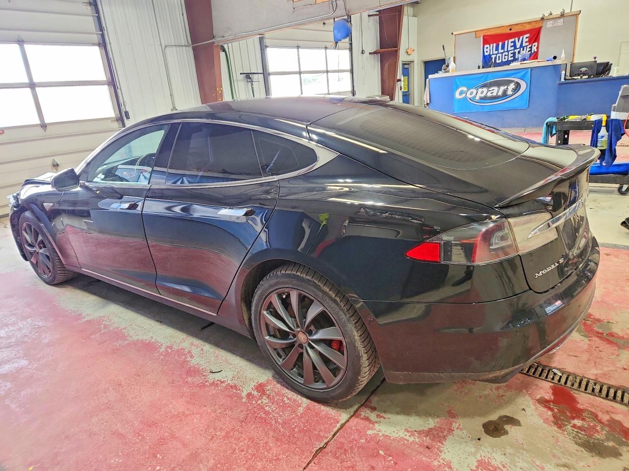 2016 Tesla Model S - Фото 2
