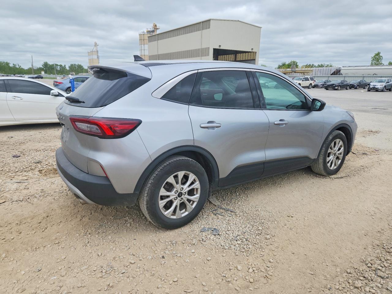 2023 Ford Escape Active - Фото 3