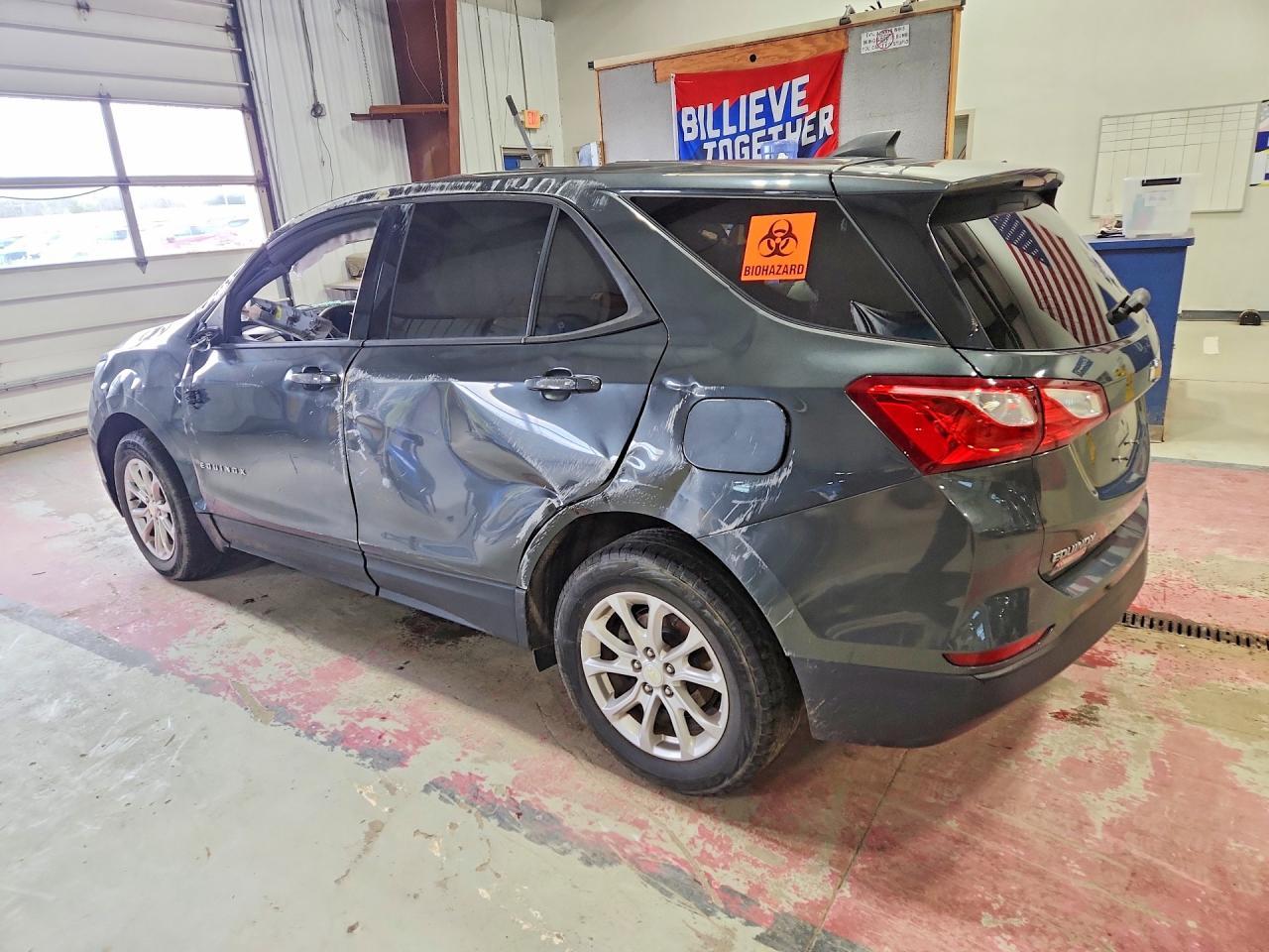2019 Chevrolet Equinox Ls - Image 2