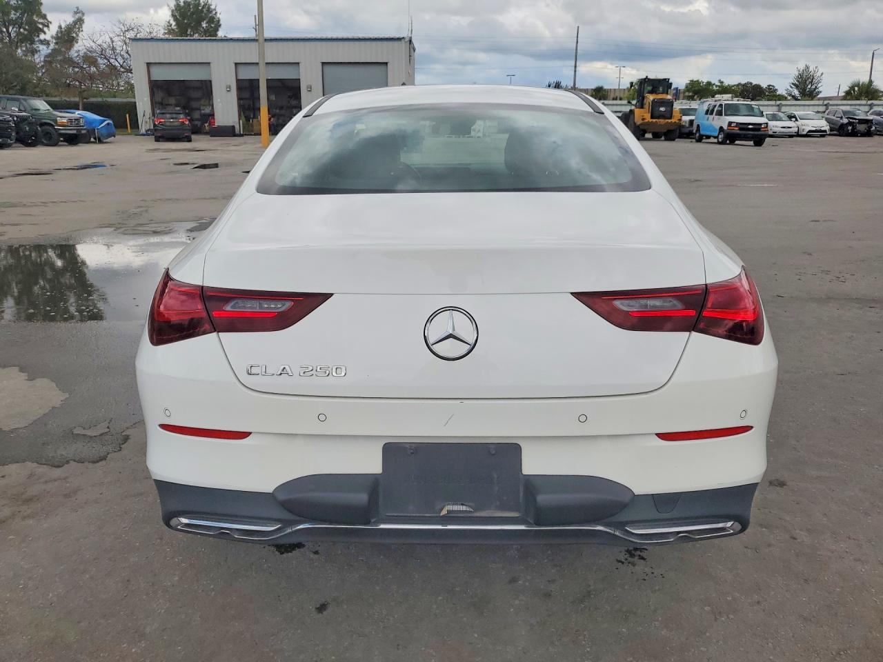 2025 Mercedes-Benz Cla 250 - Фото 6