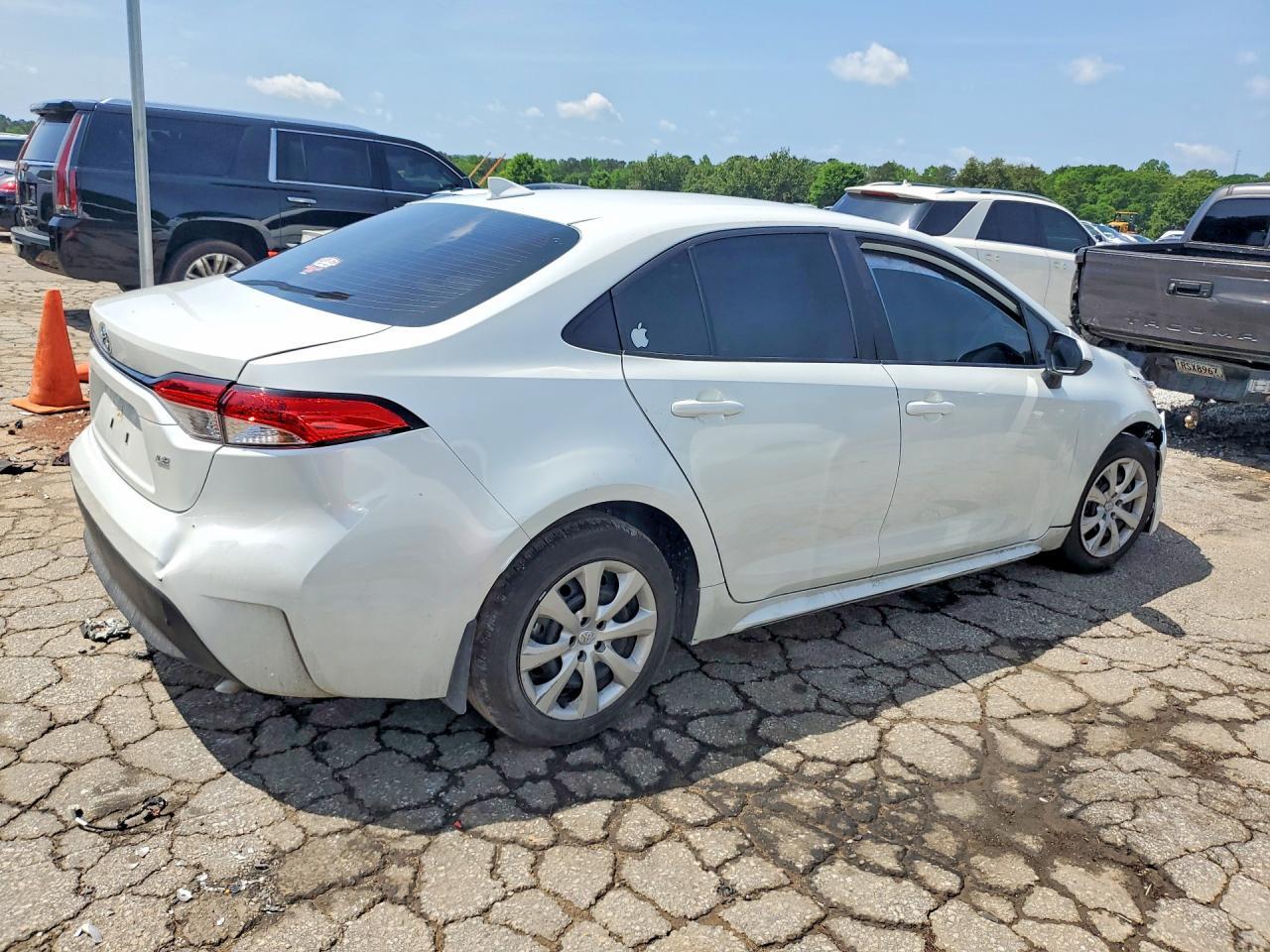 2024 Toyota Corolla Le - Фото 3