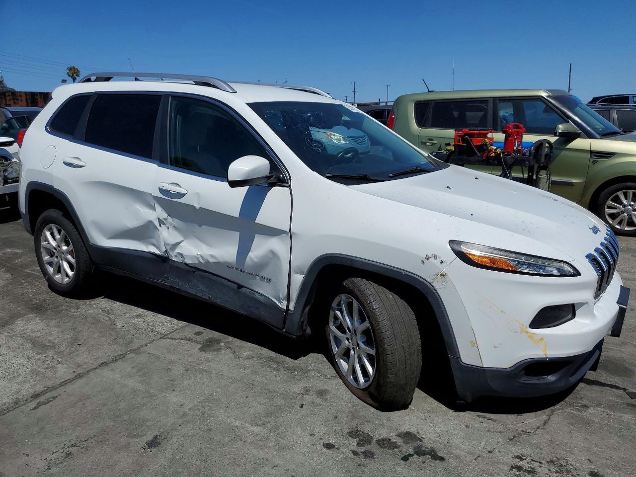 2015 Jeep Cherokee Latitude - Фото 4