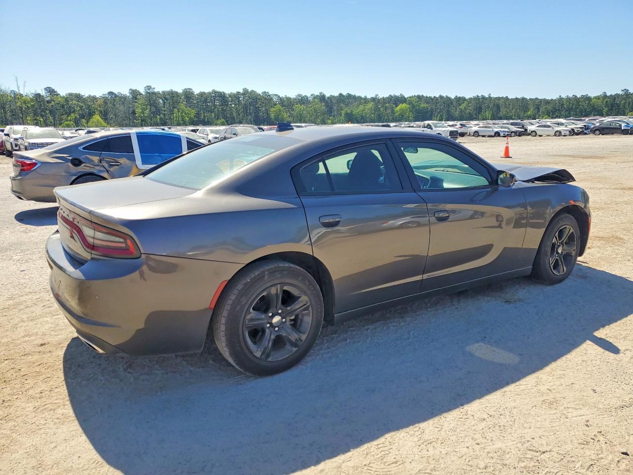 2023 Dodge Charger Sxt - Image 3