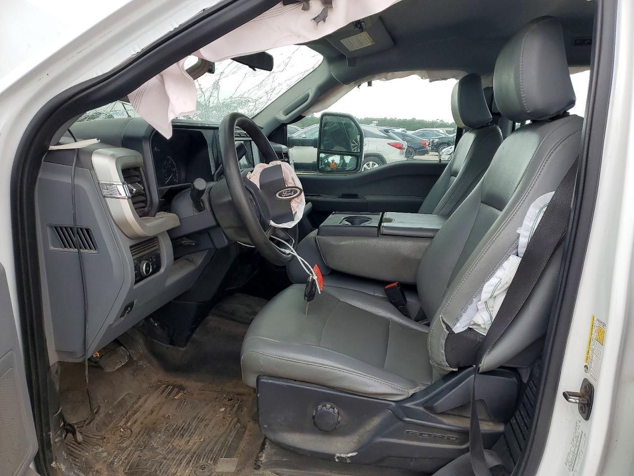 2024 Ford F350 Super Duty - Фото 7
