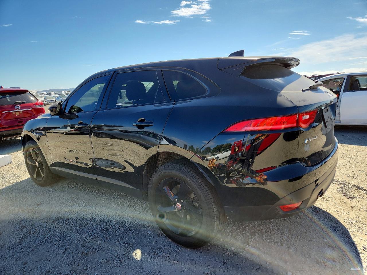 2019 Jaguar F-Pace Premium - Фото 2