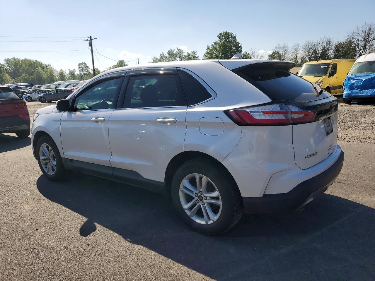 2019 Ford Edge Sel - Image 2