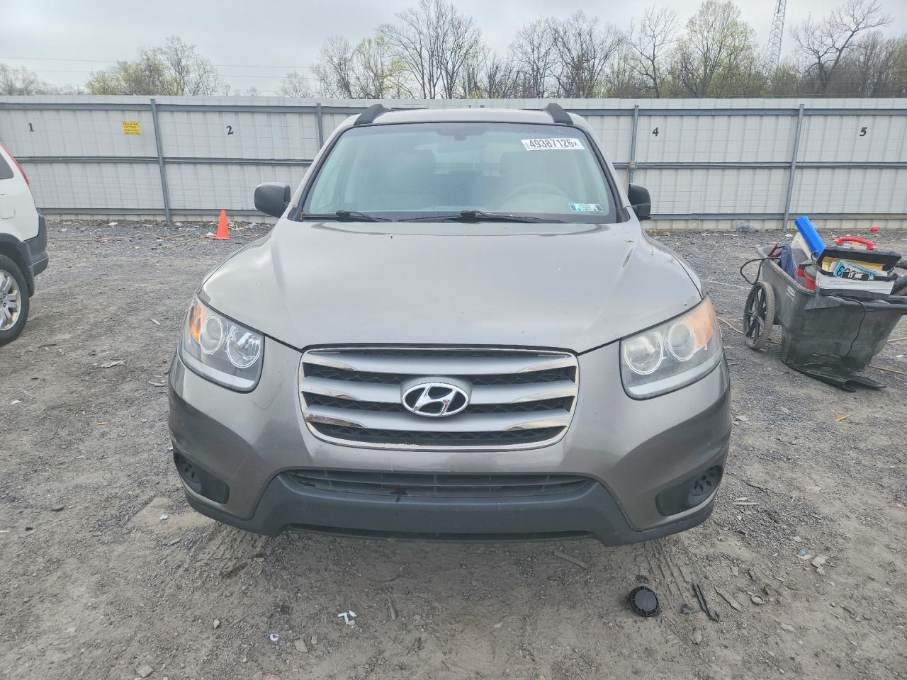 2012 Hyundai Santa Fe - Image 5