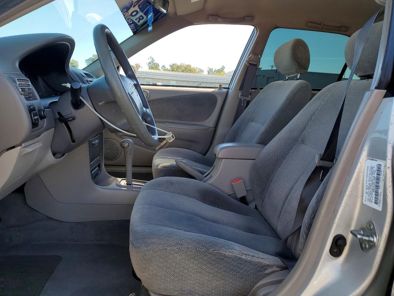 2002 Toyota Corolla Le - Image 7