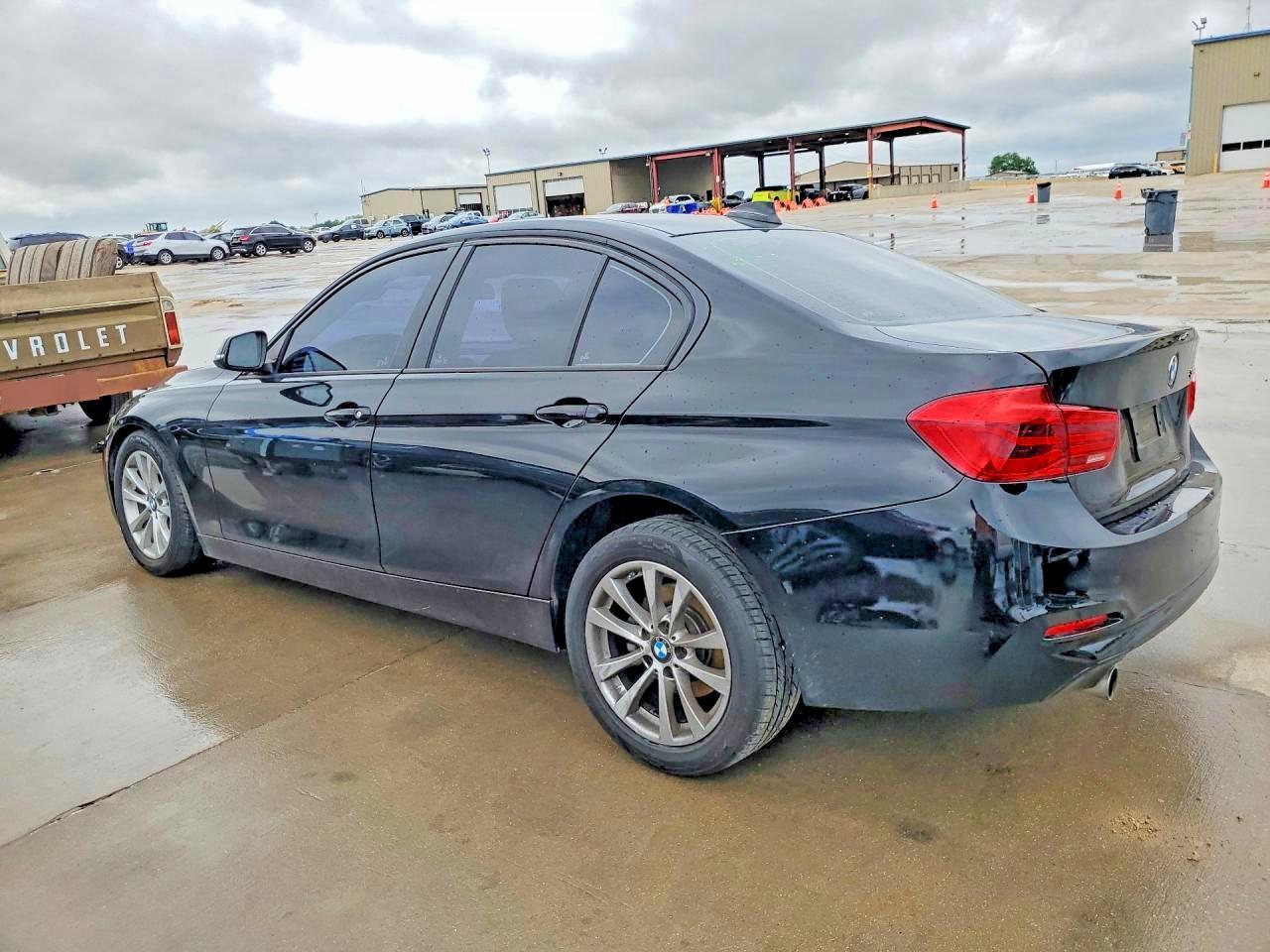 2018 BMW 320 I - Фото 2