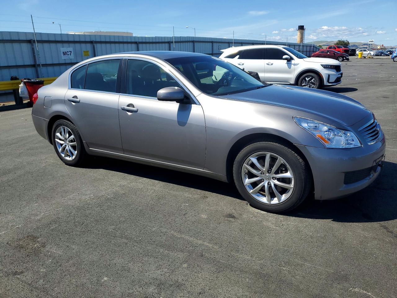 2007 Infiniti G35 X - Image 4