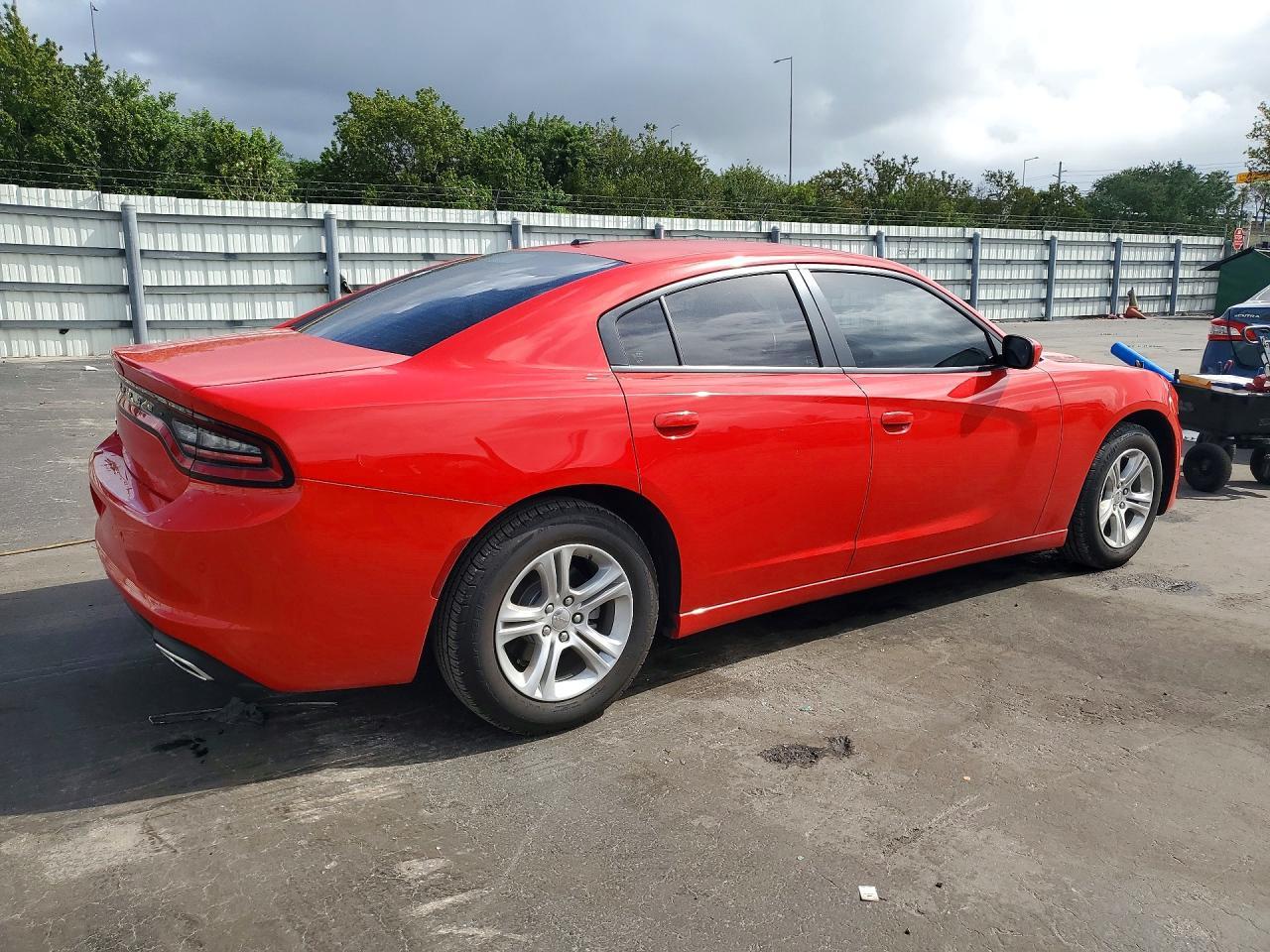 2022 Dodge Charger Sxt - Фото 3