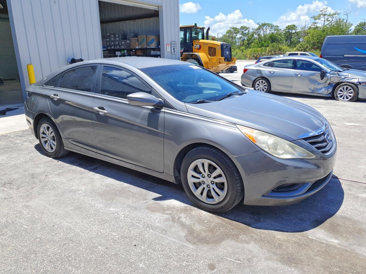 2013 Hyundai Sonata Gls - Image 4