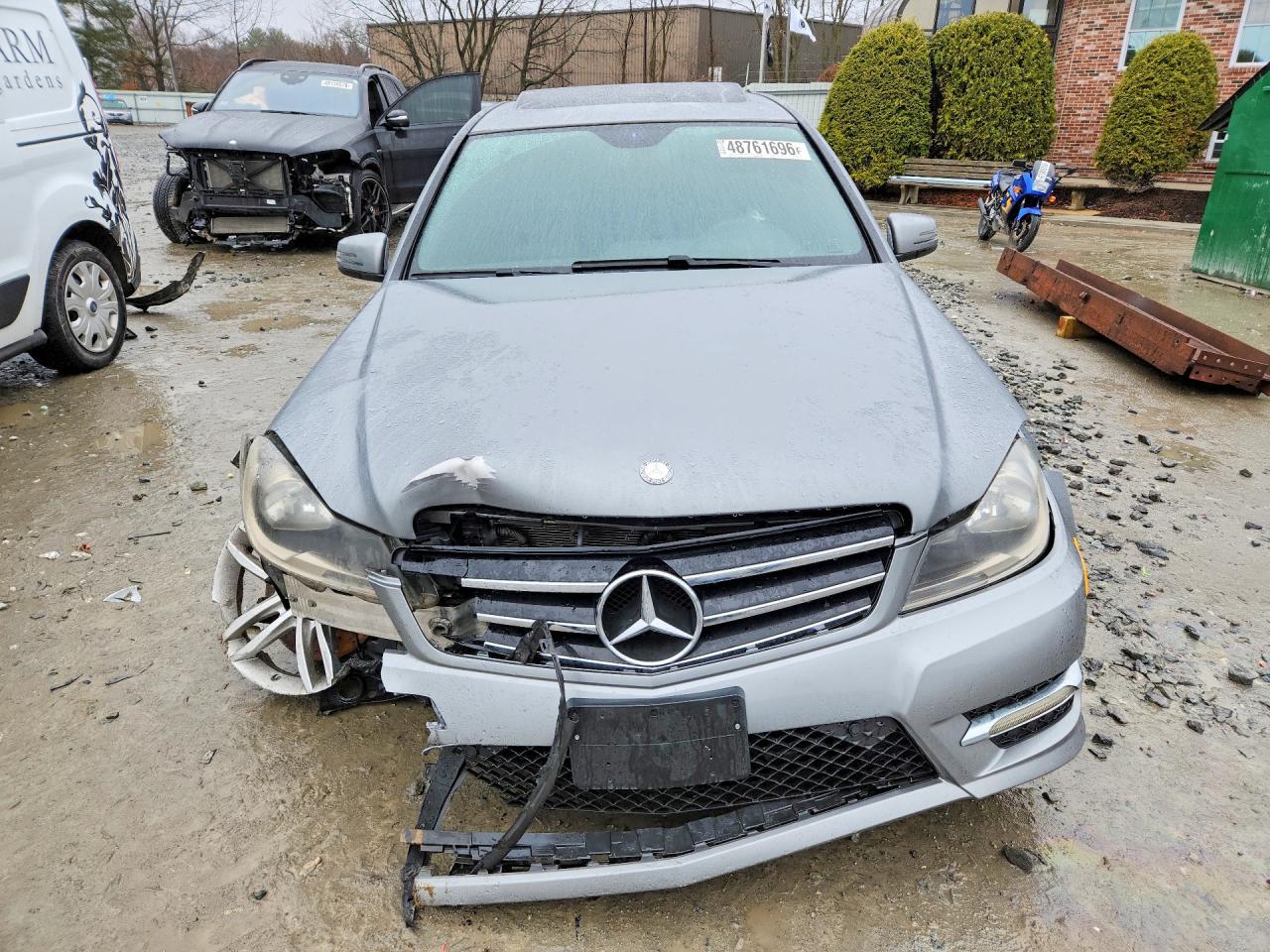 2014 Mercedes-Benz C 300 4Matic - Image 5