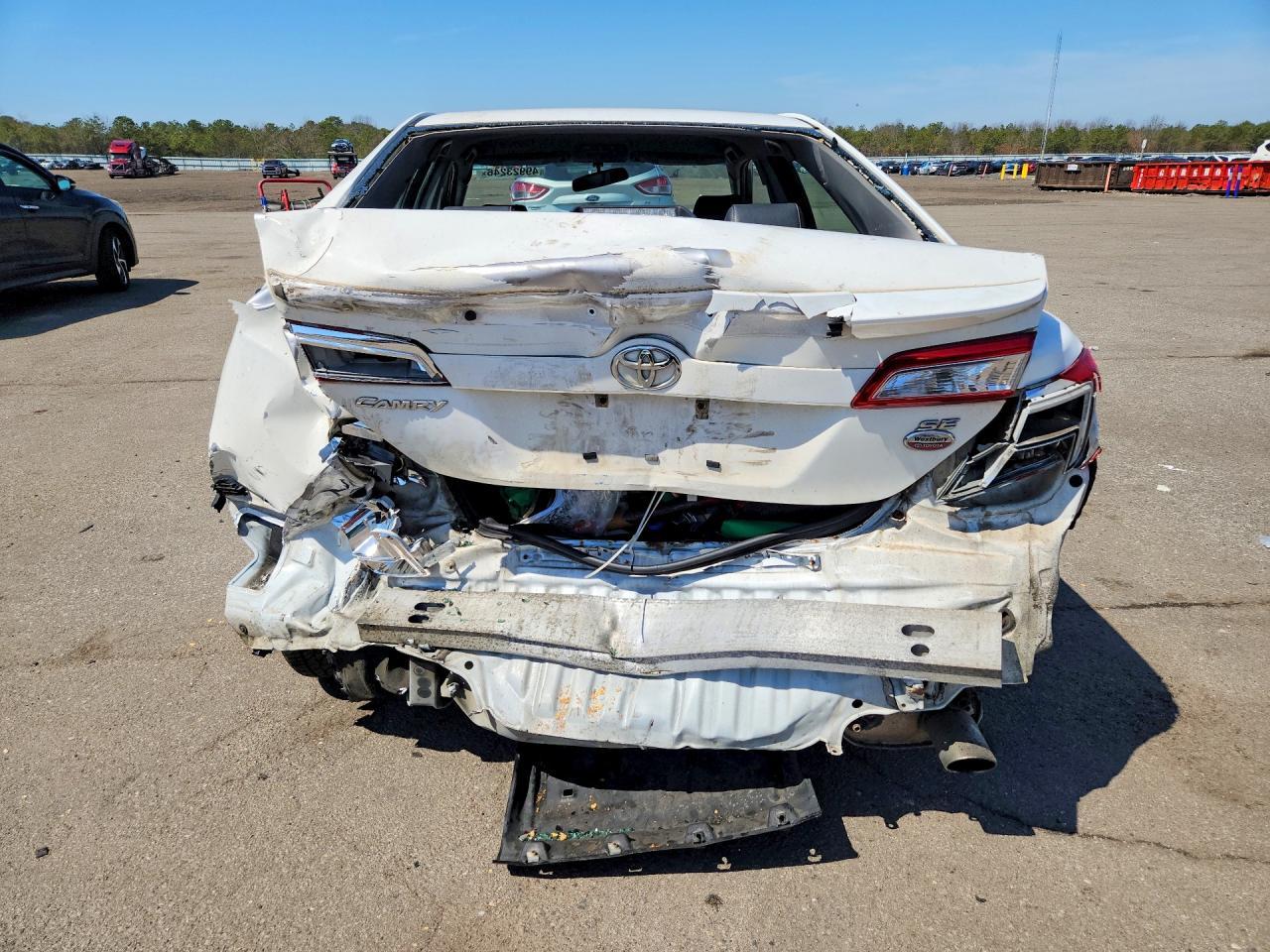 2012 Toyota Camry Se - Фото 6