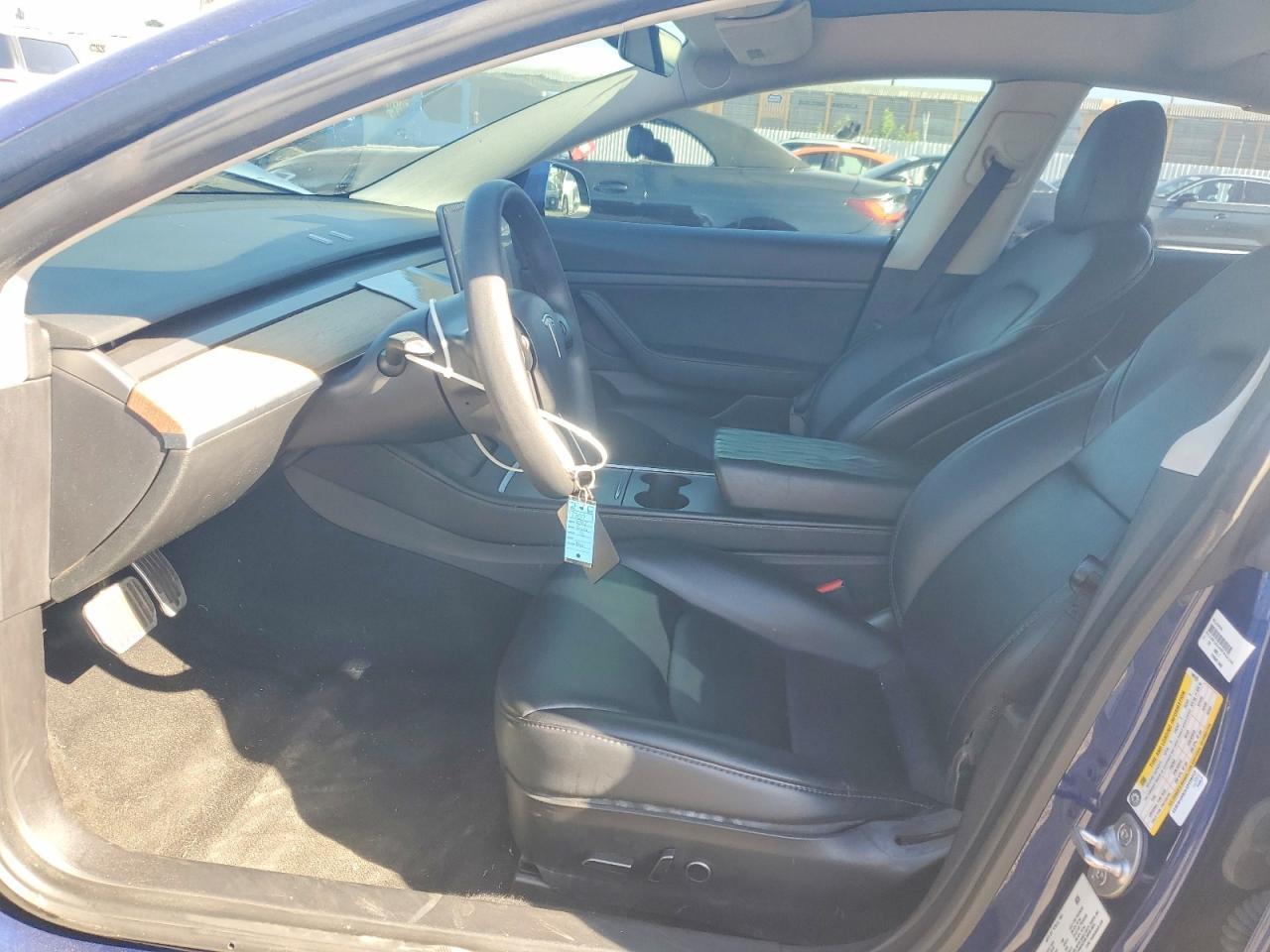 2021 Tesla Model 3 - Фото 7