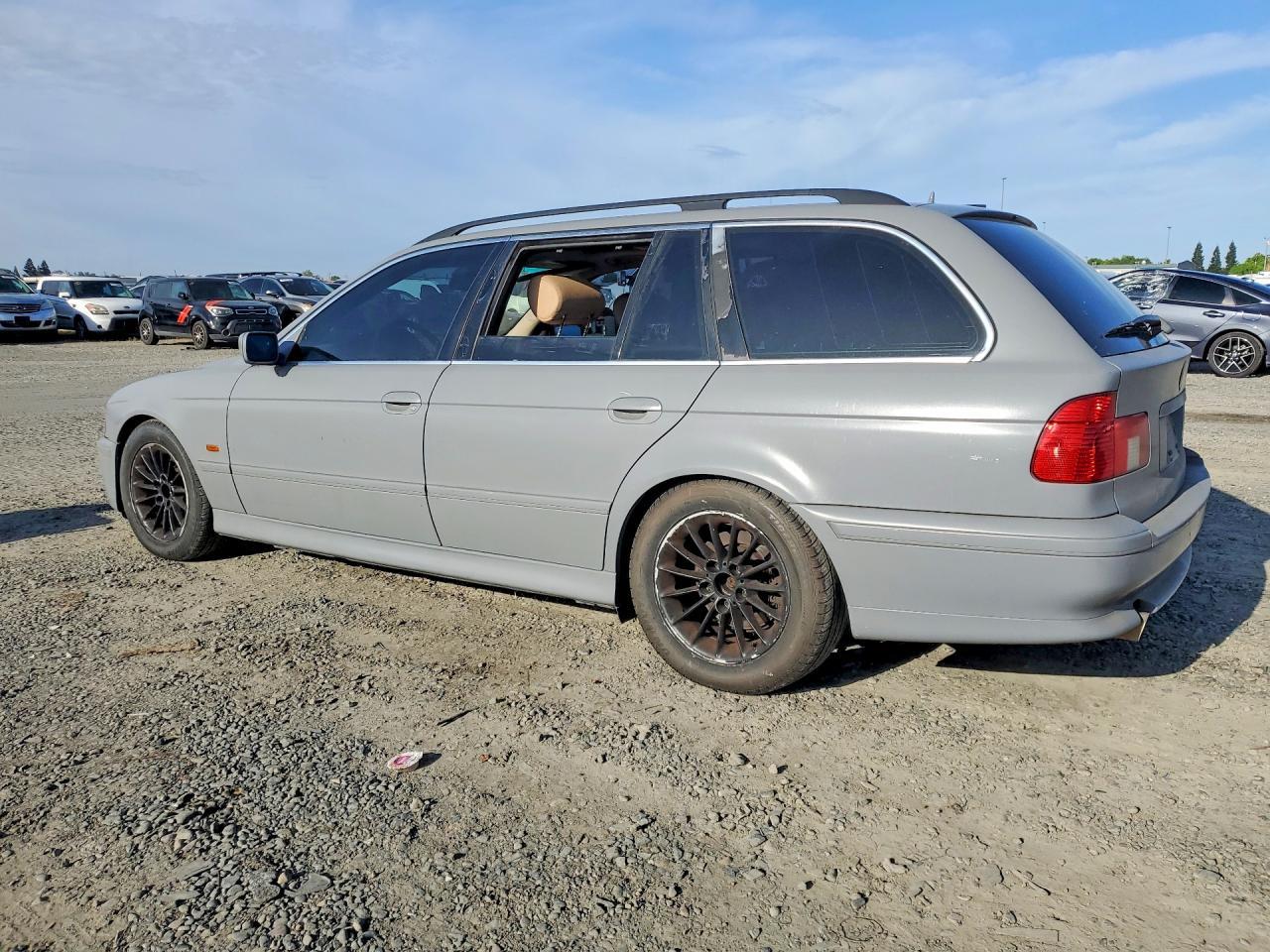 2001 BMW 540 It Automatic - Image 2