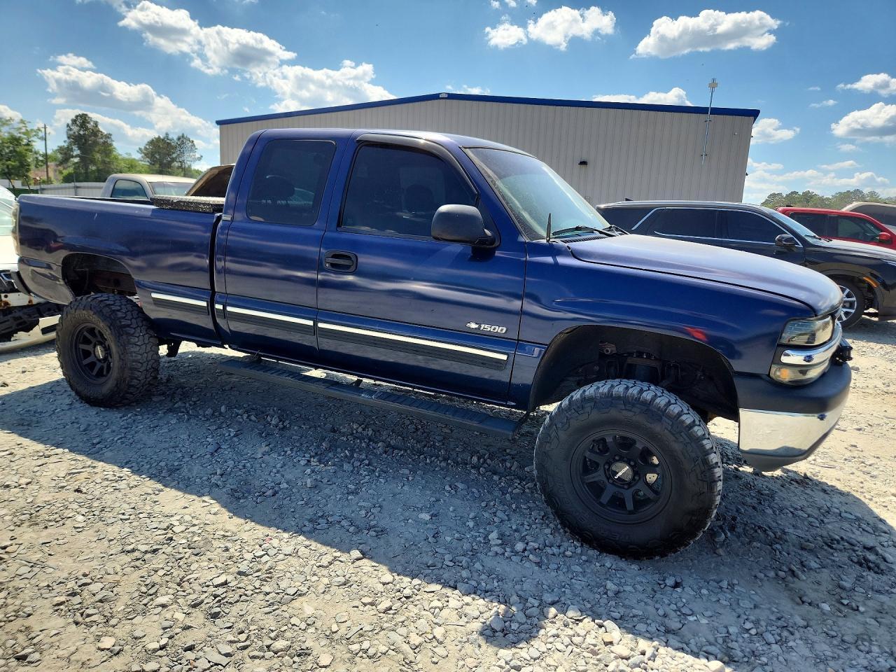 2001 Chevrolet Silverado C1500 - Image 4