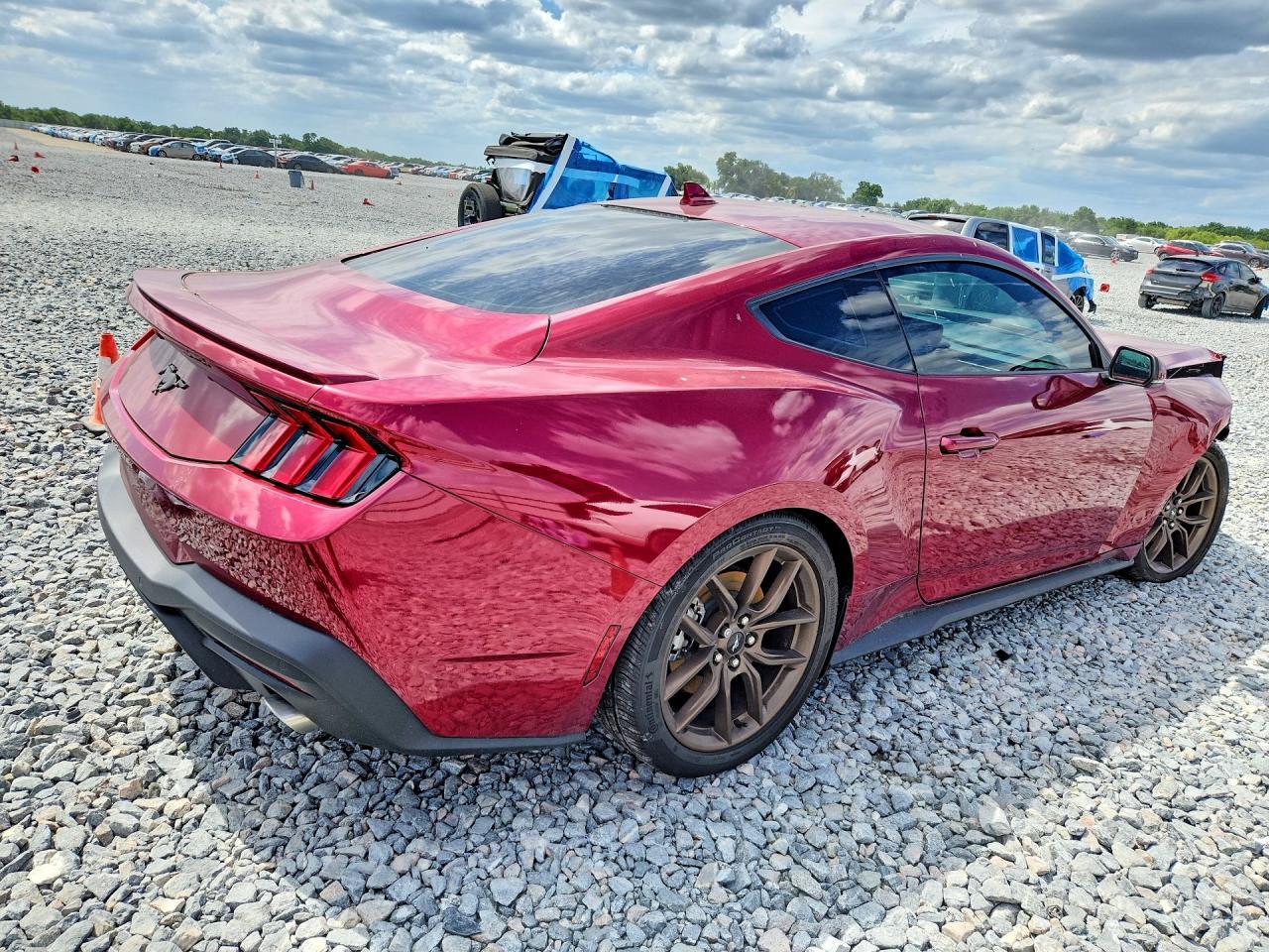 2025 Ford Mustang - Image 3