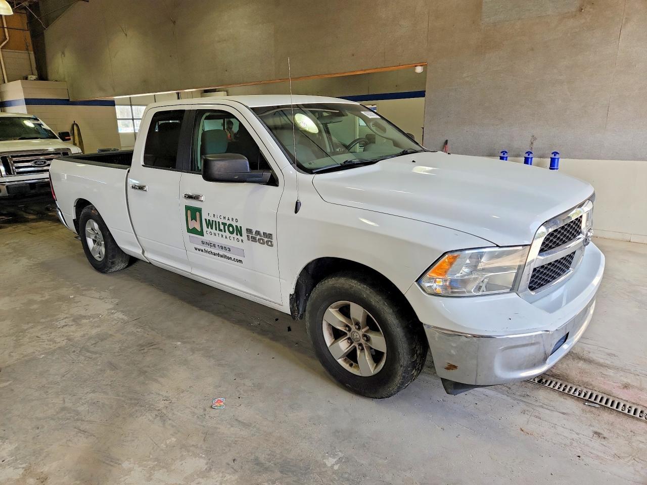 2017 Ram 1500 Slt - Image 4