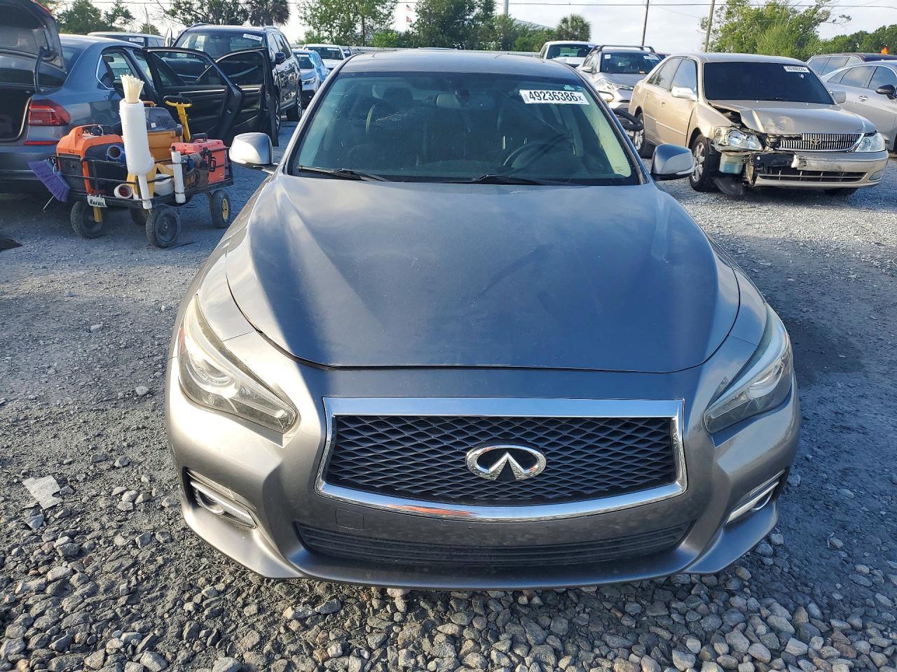 2017 Infiniti Q50 3.0T Premium - Image 5
