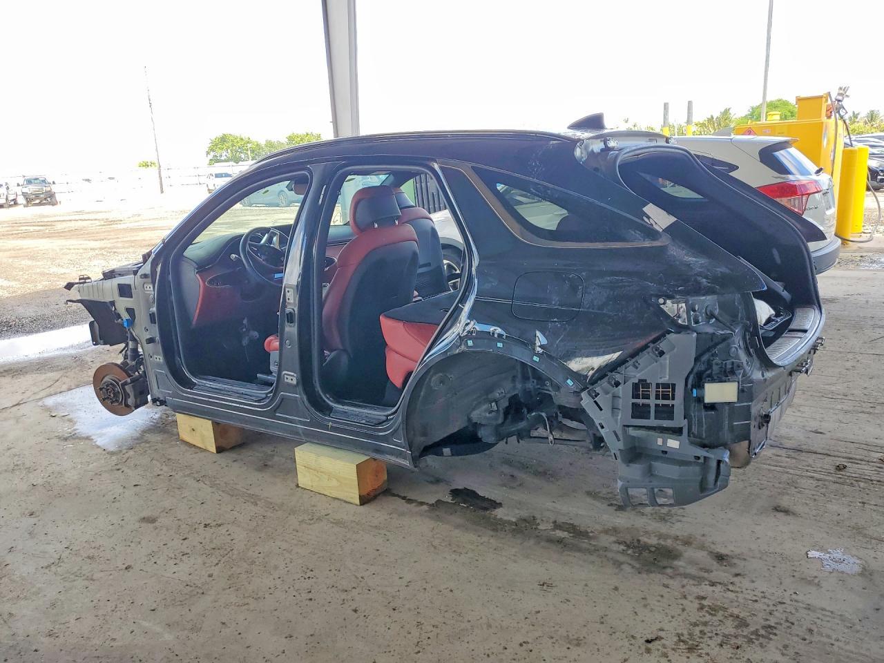 2022 Genesis Gv70 2.5T Standard - Фото 2