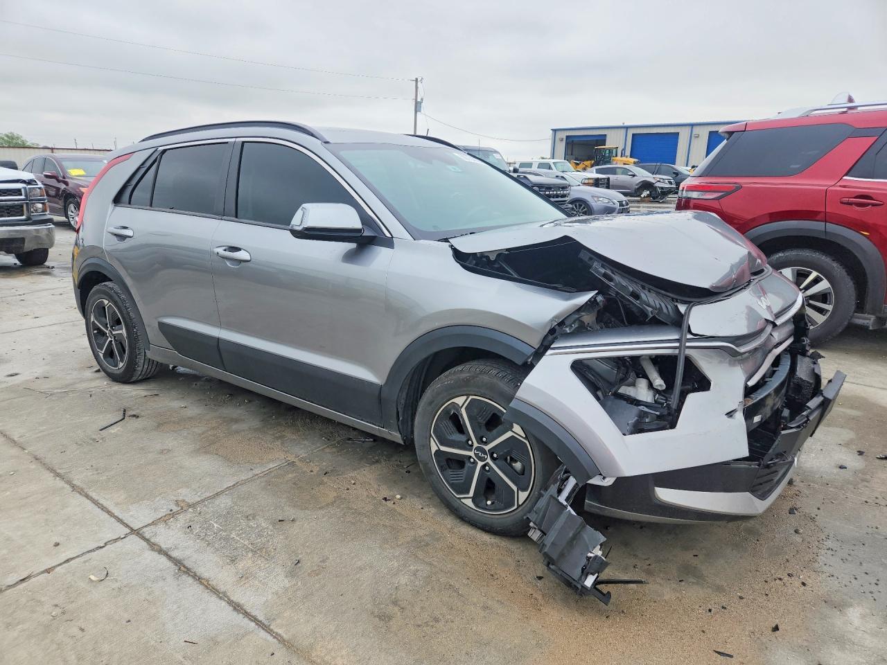 2023 Kia Niro Ex - Фото 4