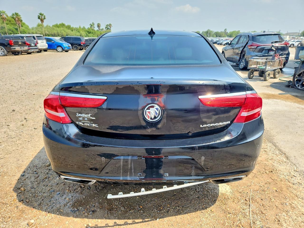 2017 Buick Lacrosse Essence - Image 6