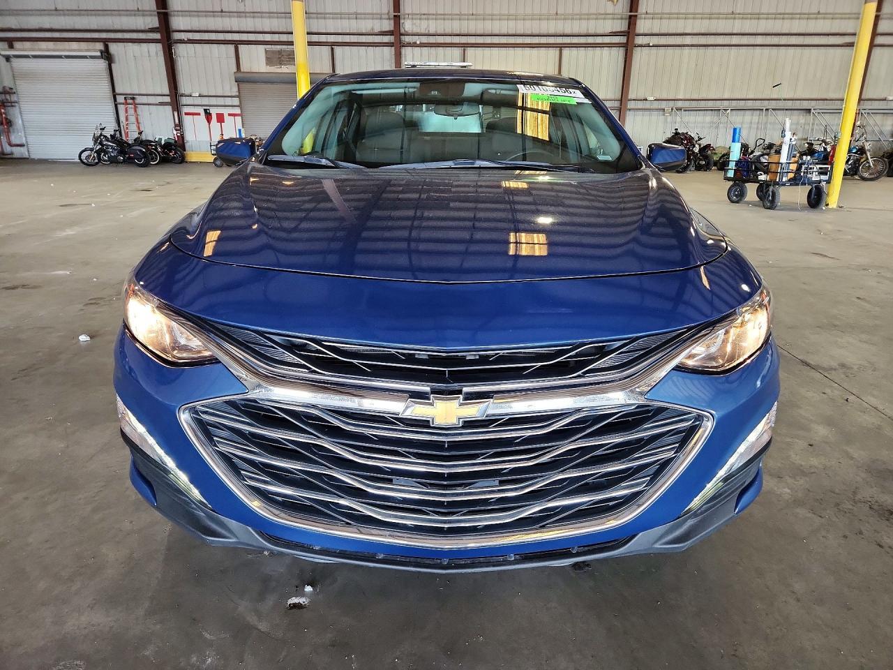 2025 Chevrolet Malibu Lt - Фото 5