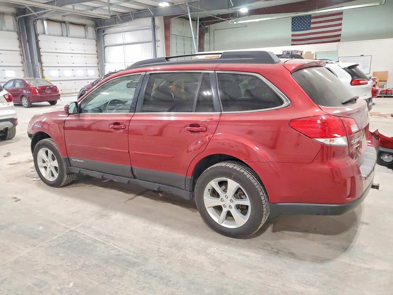 2013 Subaru Outback 2.5I Limited - Фото 2