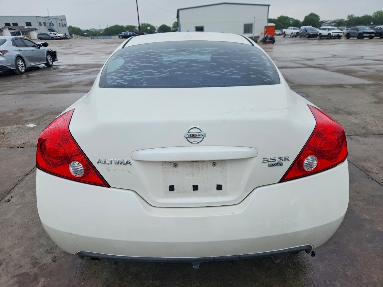 2010 Nissan Altima Sr - Фото 6