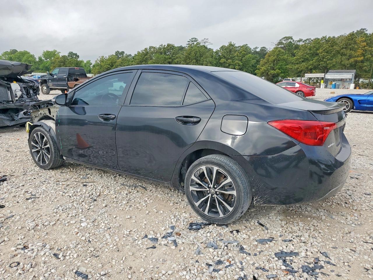 2019 Toyota Corolla Se - Фото 2