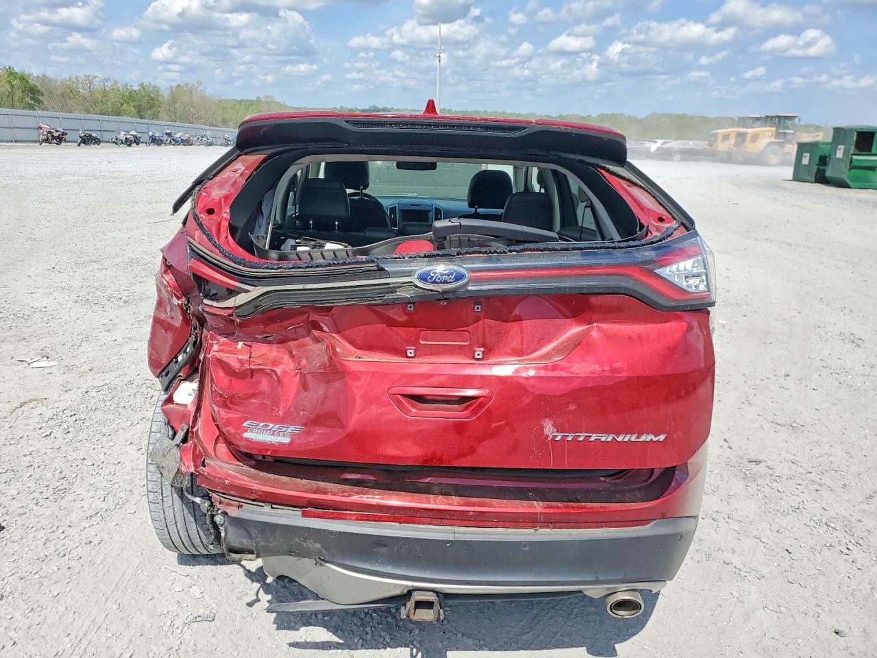 2017 Ford Edge Titanium - Image 6