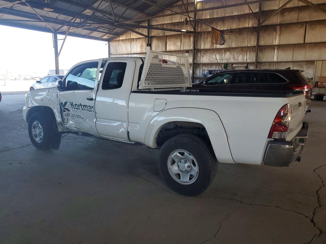 2015 Toyota Tacoma Prerunner V6 - Фото 2