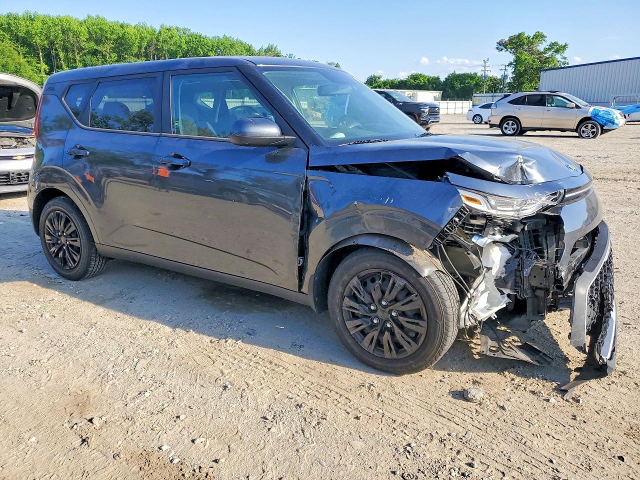 2020 Kia Soul Lx - Image 4