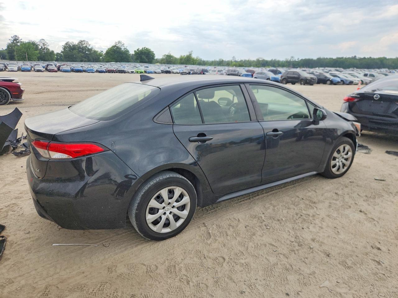 2020 Toyota Corolla Le - Фото 3