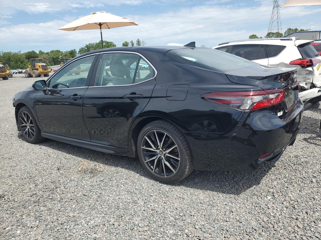 2021 Toyota Camry Se - Image 2
