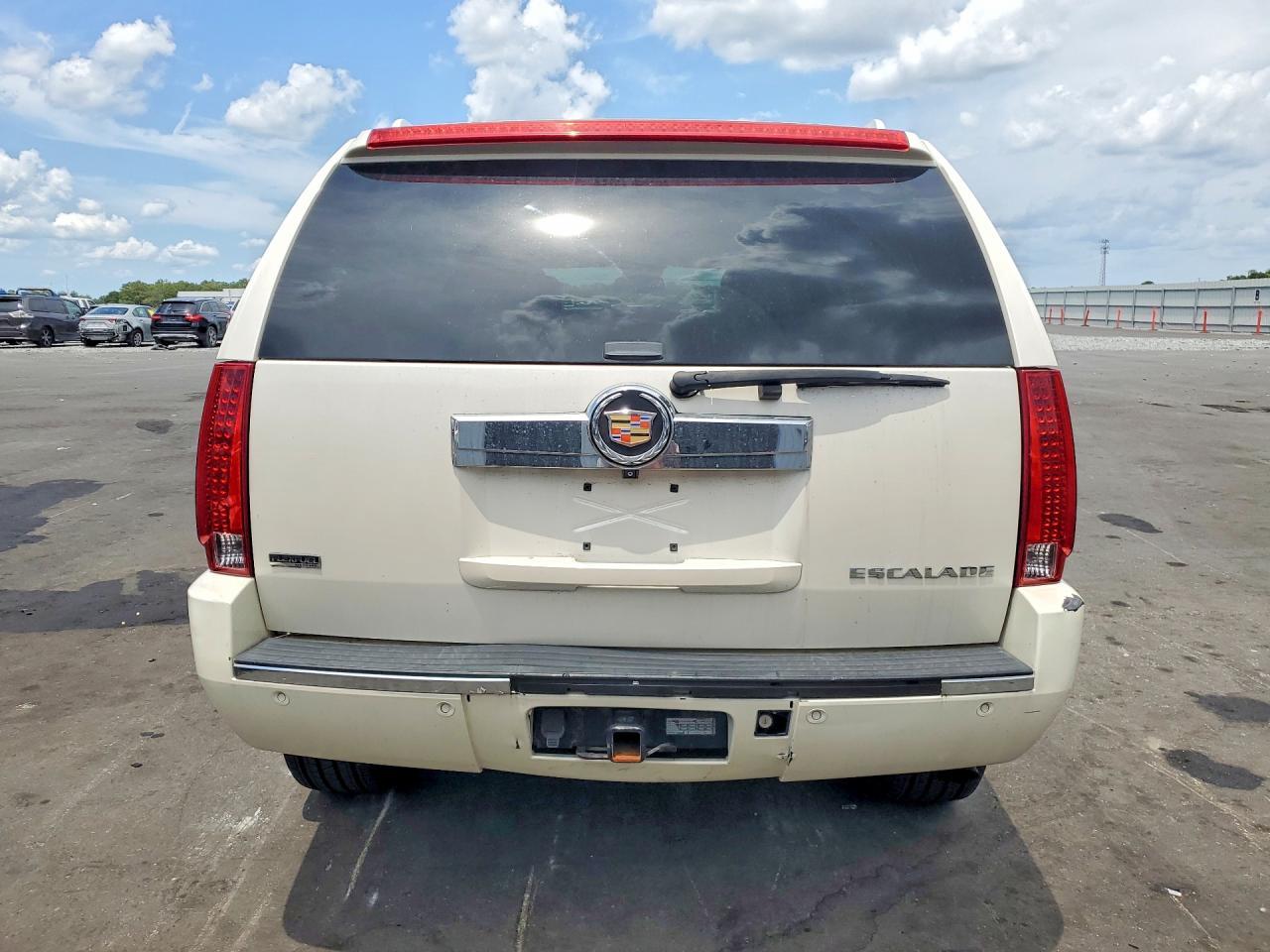 2010 Cadillac Escalade Luxury - Фото 6