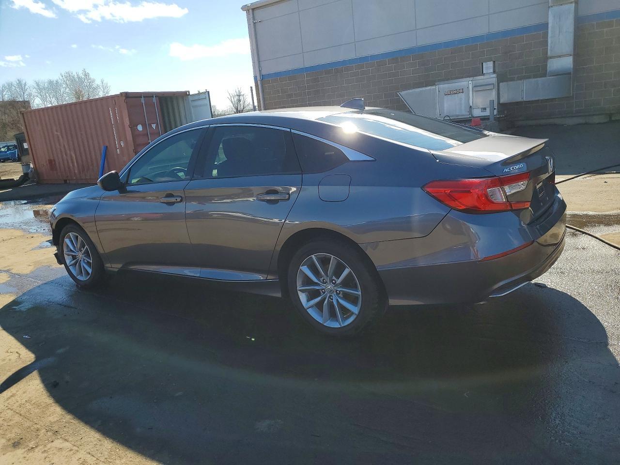 2021 Honda Accord Lx - Фото 2