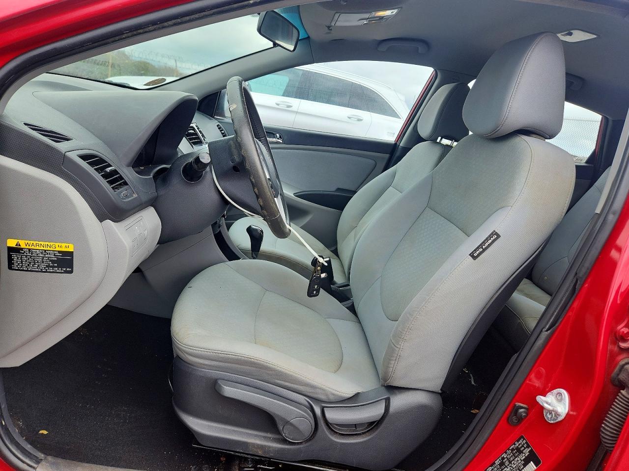 2013 Hyundai Accent Se - Фото 7